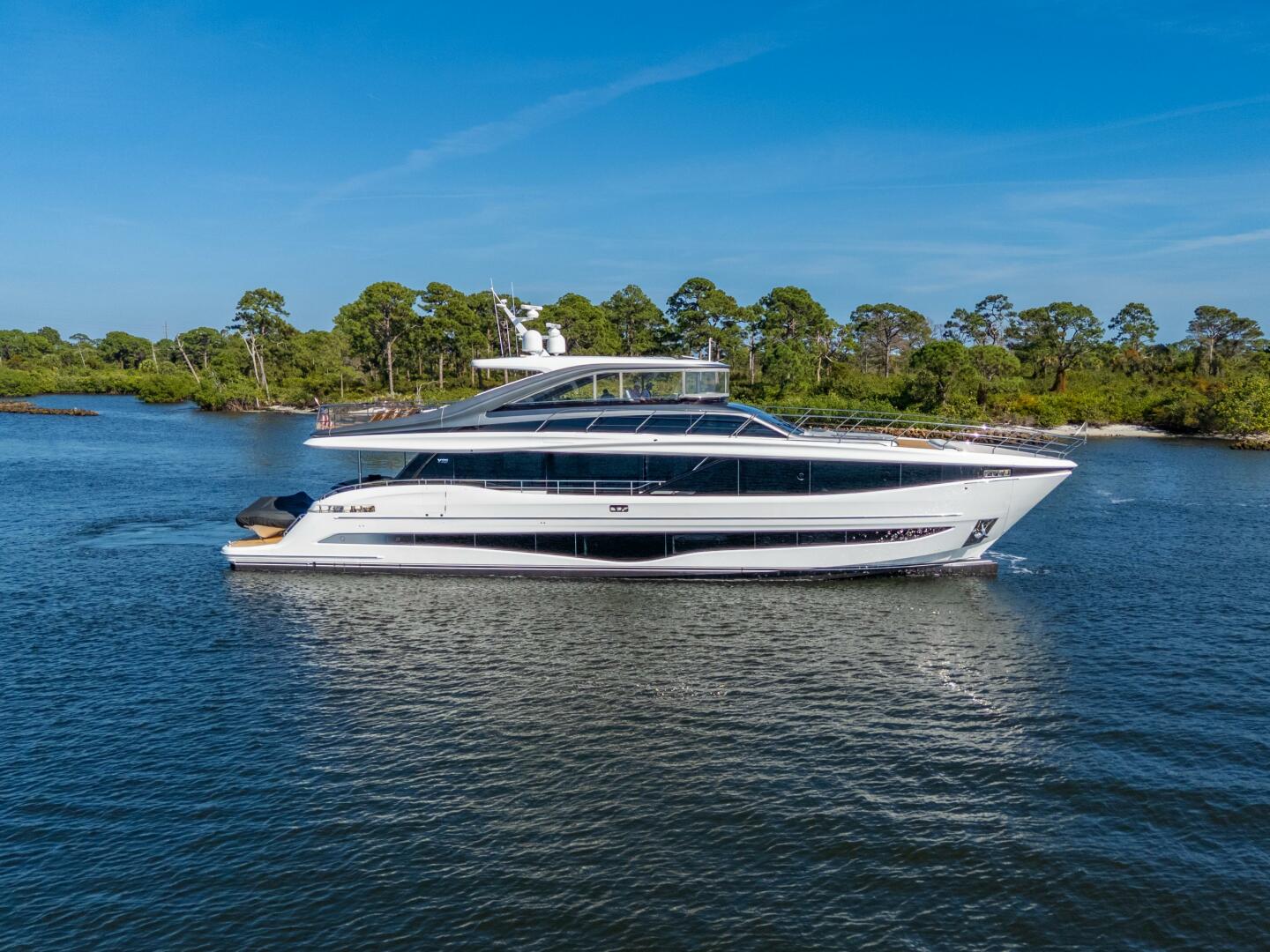 2025 Princess Y95 