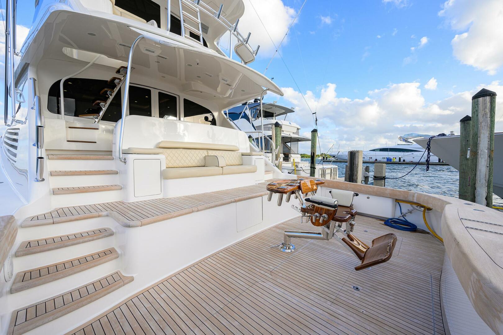 2020 Viking 92 Enclosed Bridge for Sale in Jupiter, FL | HMY Yachts