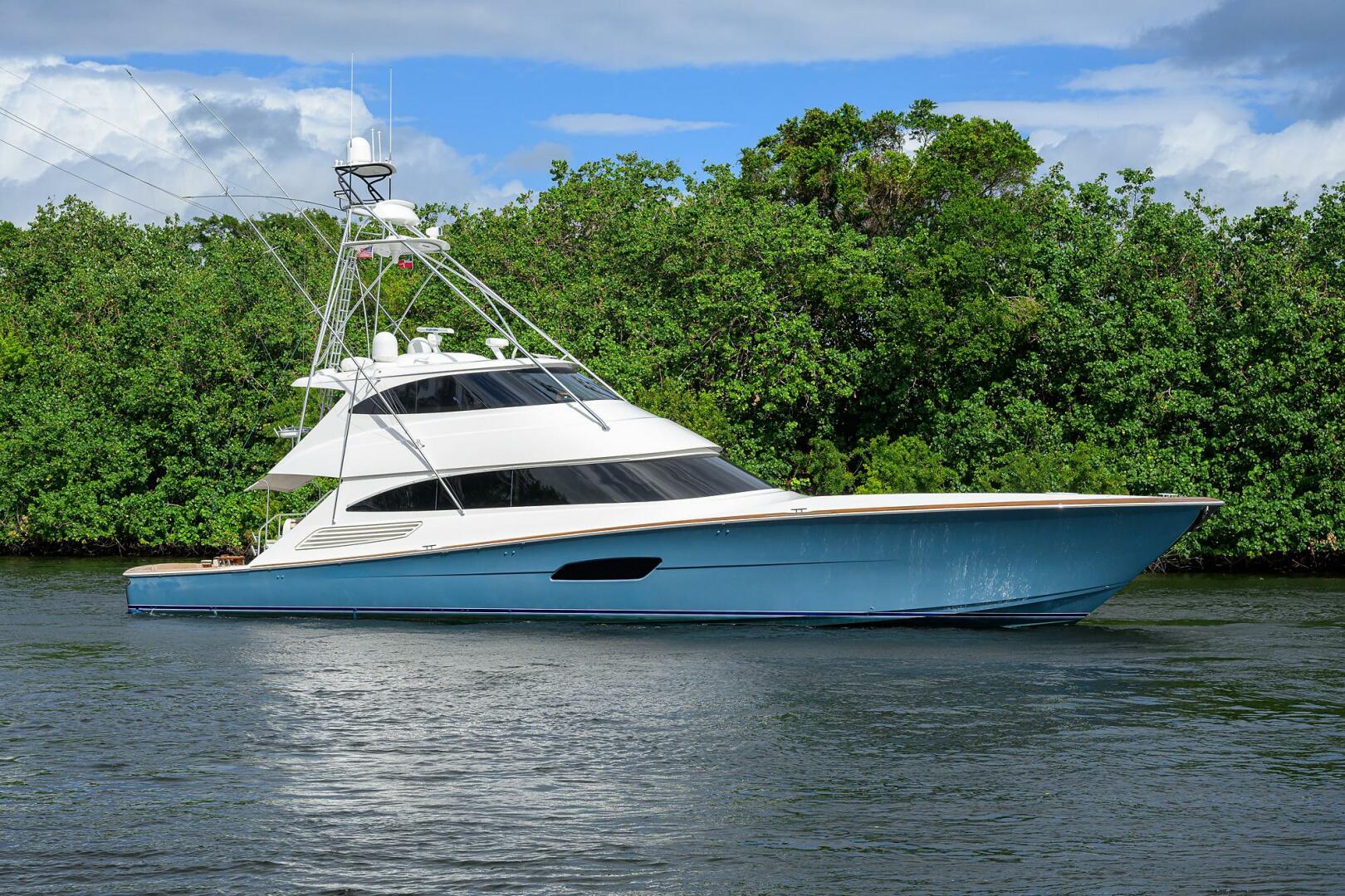 2020 Viking 92 Enclosed Bridge for Sale in Jupiter, FL | HMY Yachts