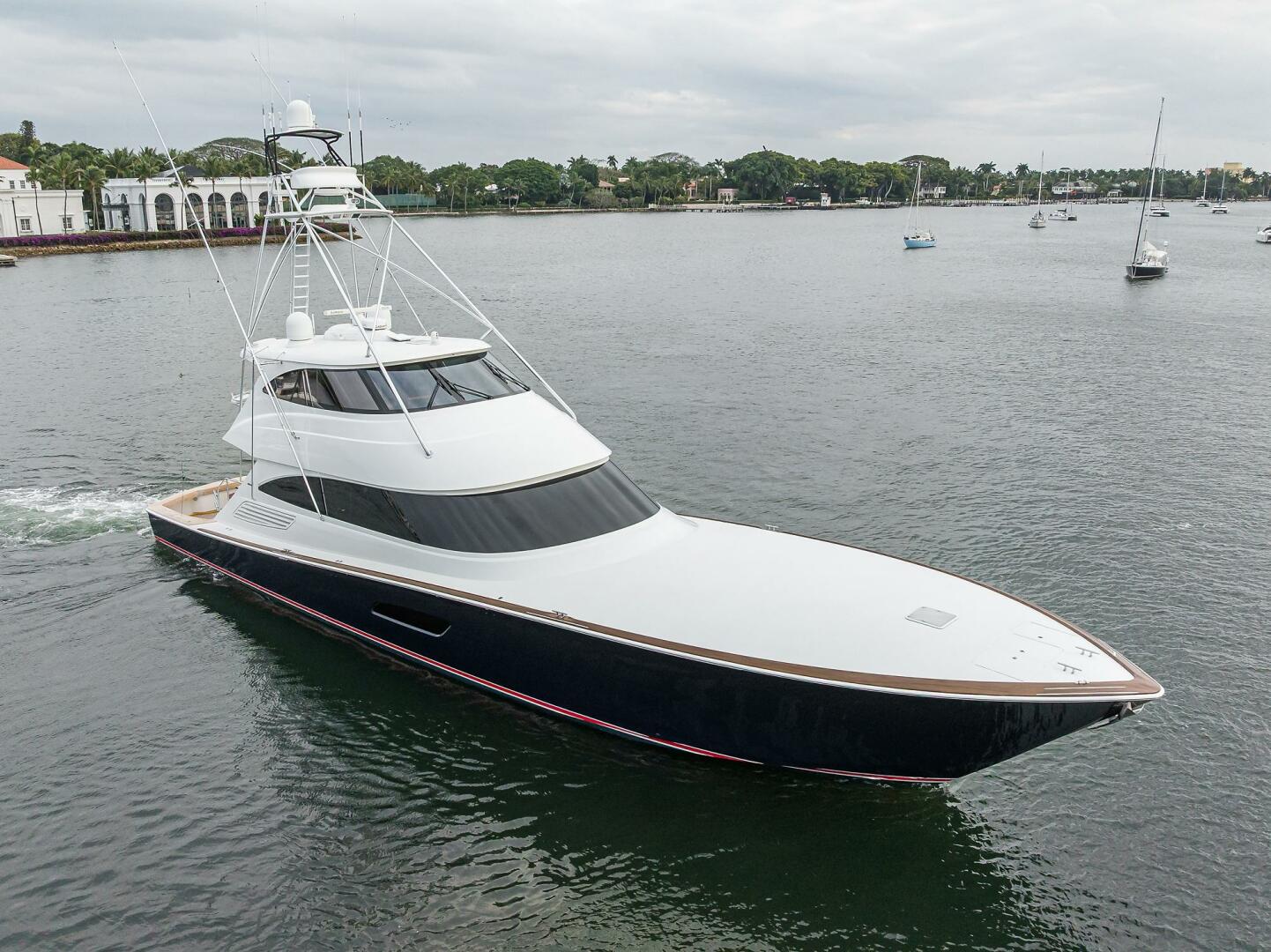 2017 Viking 92 Enclosed Bridge 