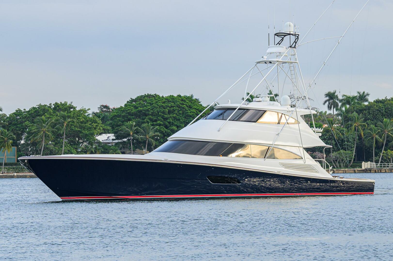 2017 Viking 92 Enclosed Bridge 
