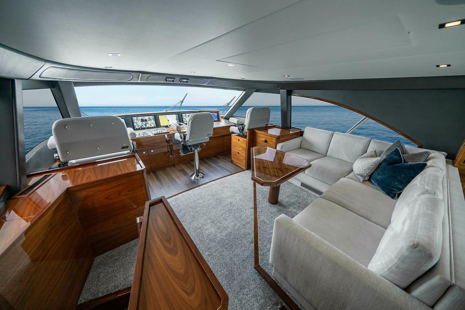 2026 Viking 82 Sky Bridge 