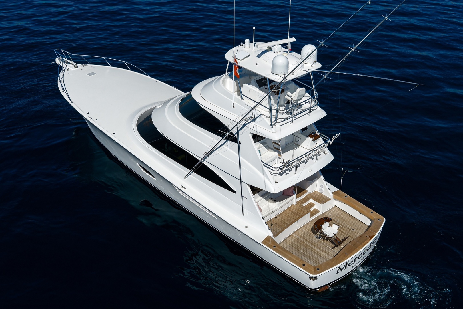 2023 Viking 80 Skybridge 