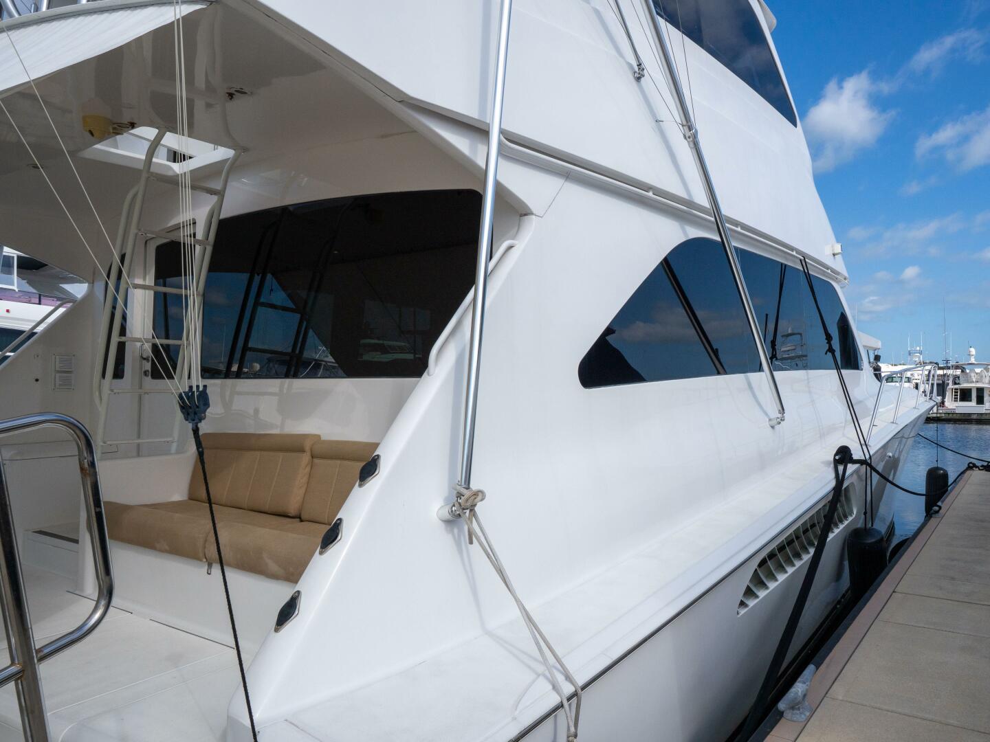 2005 Viking 74 Enclosed Bridge 