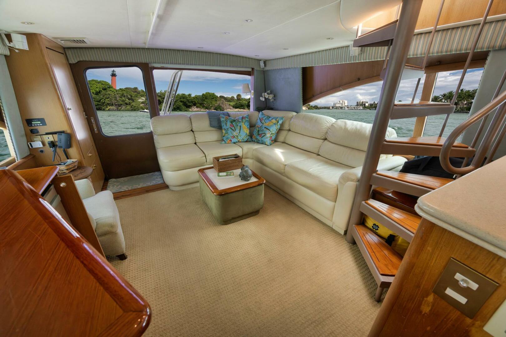 2004 Ocean Yachts 57 Enclosed Bridge Convertible 