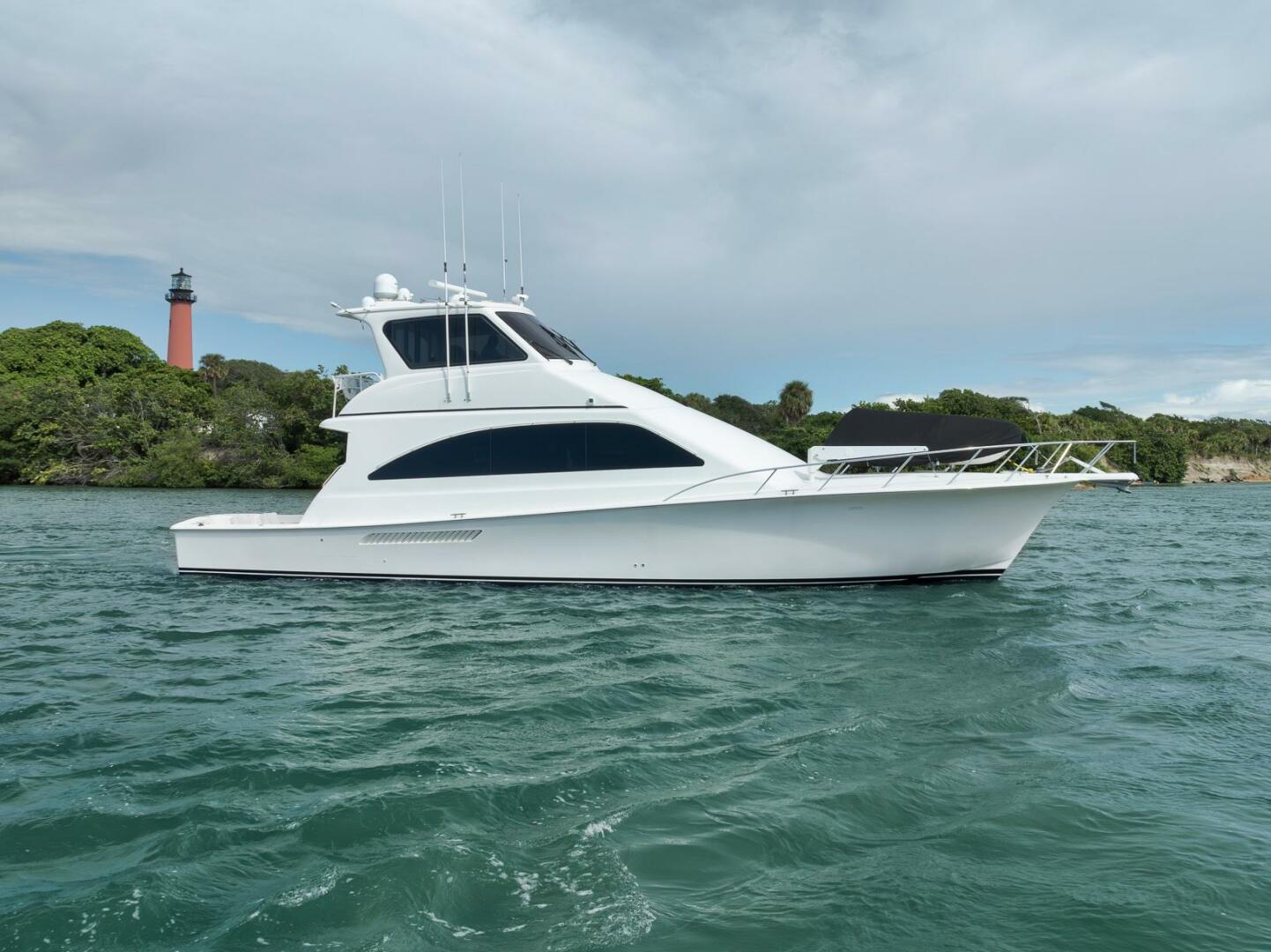 2004 Ocean Yachts 57 Enclosed Bridge Convertible 