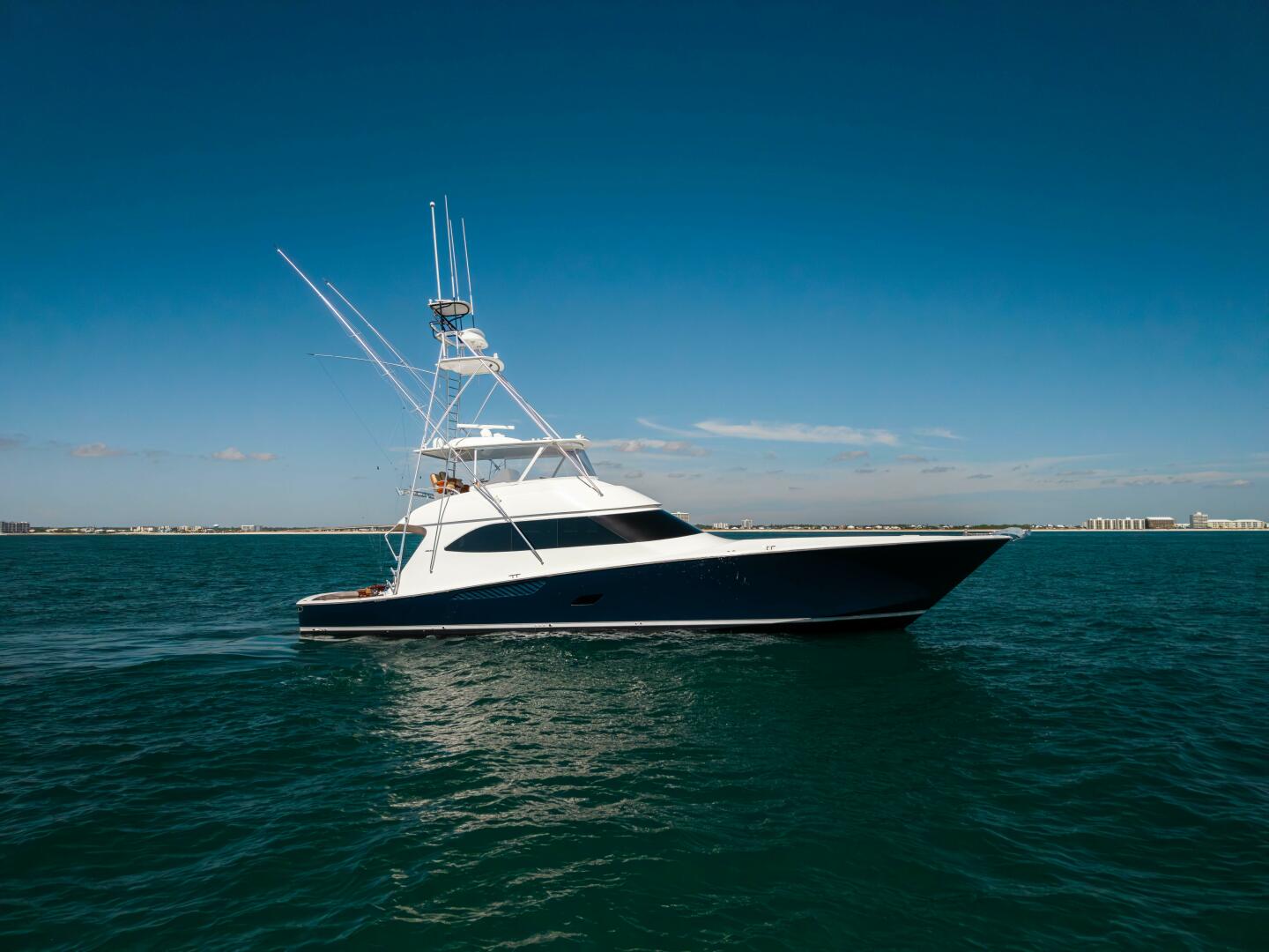 2013 Viking 76 Convertible 