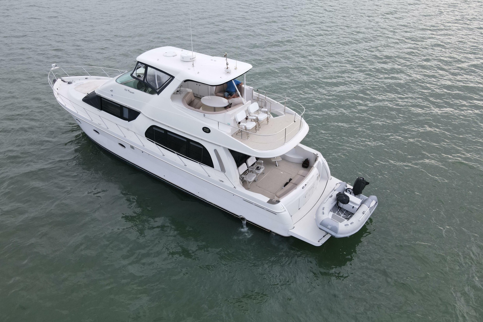 2004 Carver 560 Voyager 
