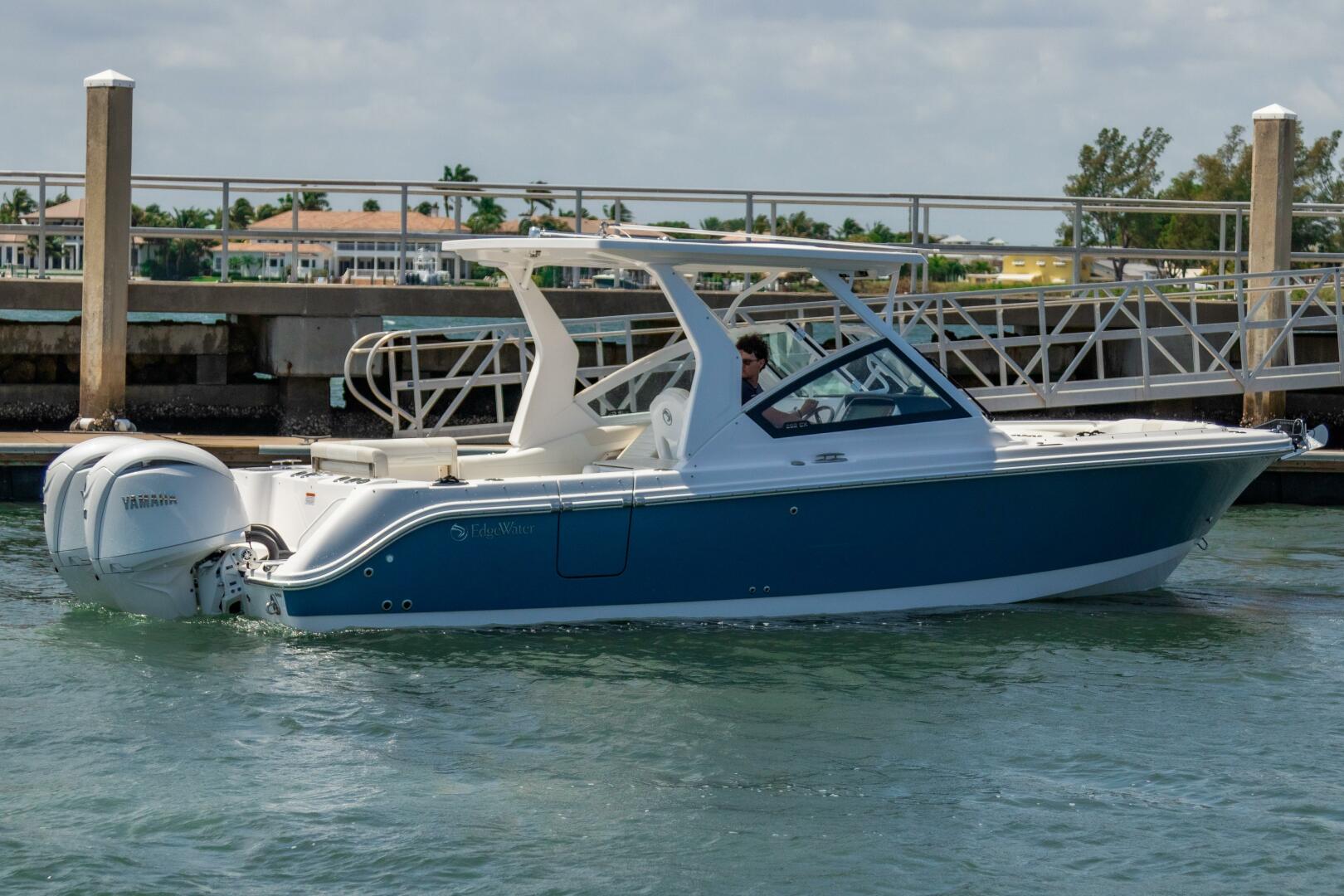 2025 Edgewater 262CX for Sale | HMY Yachts