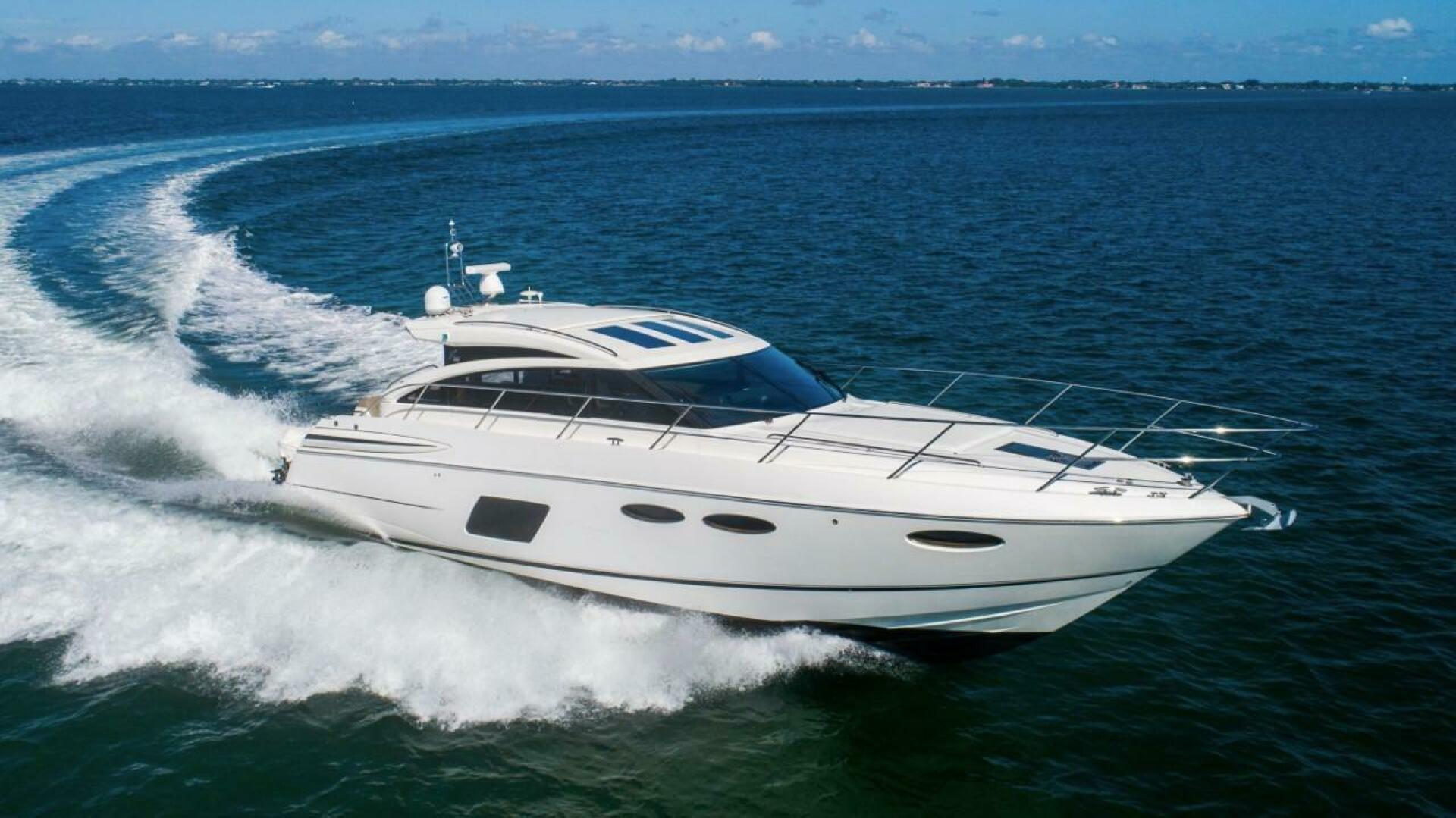 Princess様 2015 Princess V52 for Sale in Greenwich, CT | HMY Yachts