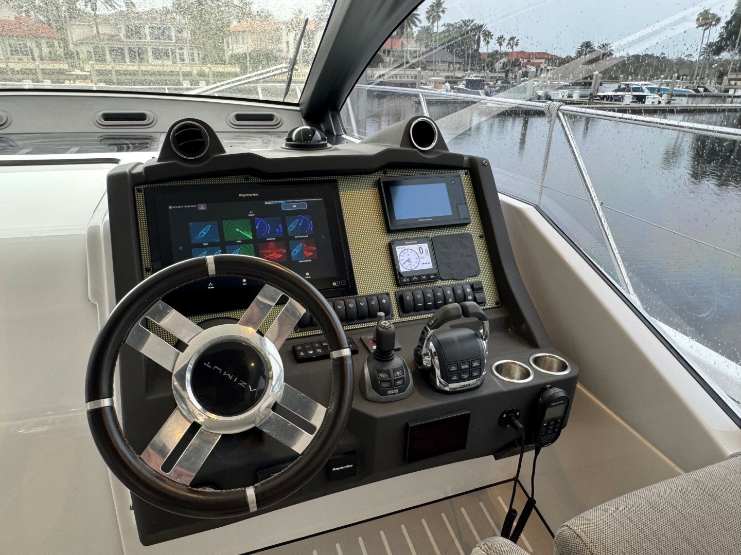 2019 Azimut 51 ATLANTIS for Sale | HMY Yachts