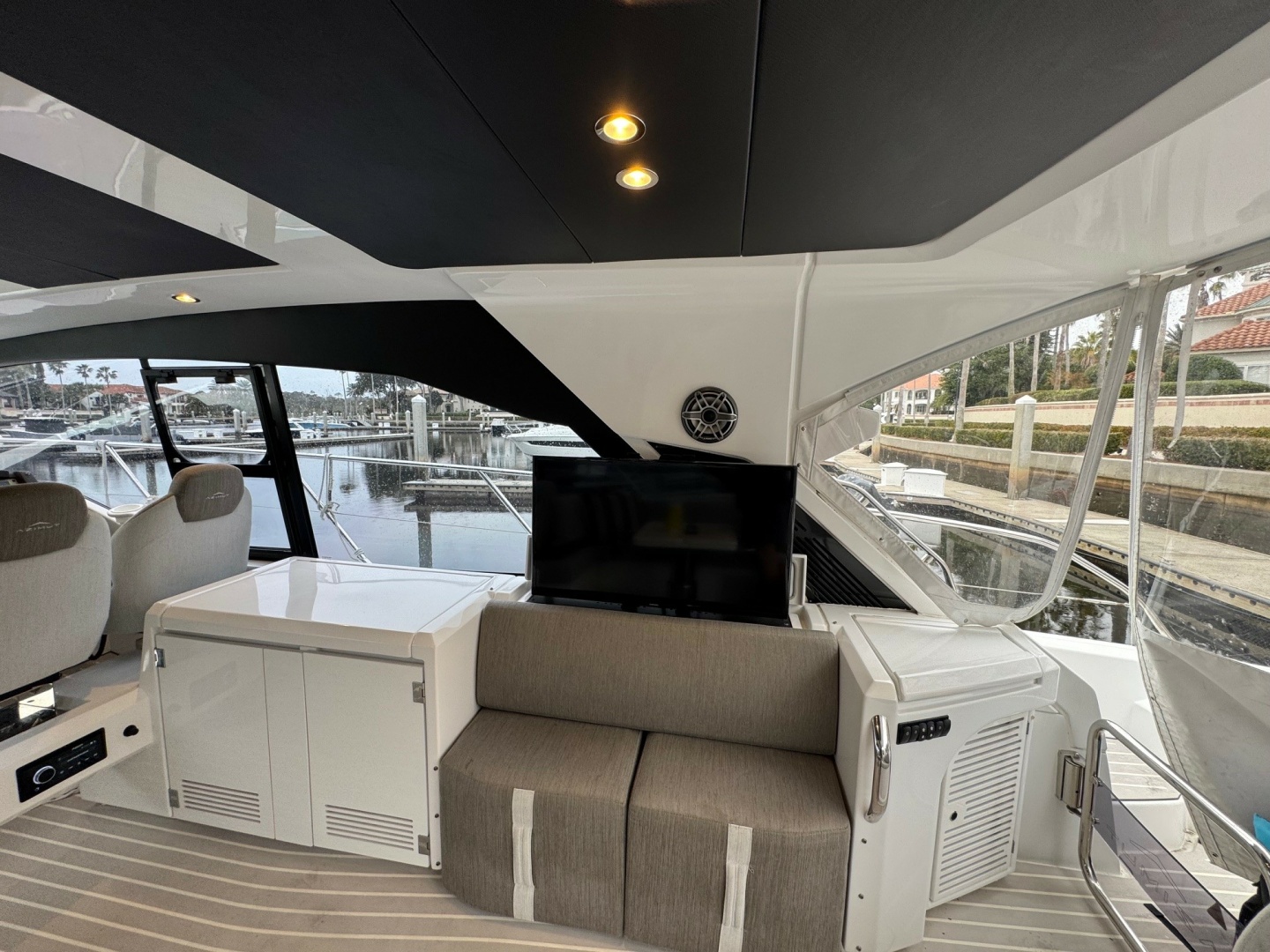 2019 Azimut 51 ATLANTIS for Sale | HMY Yachts