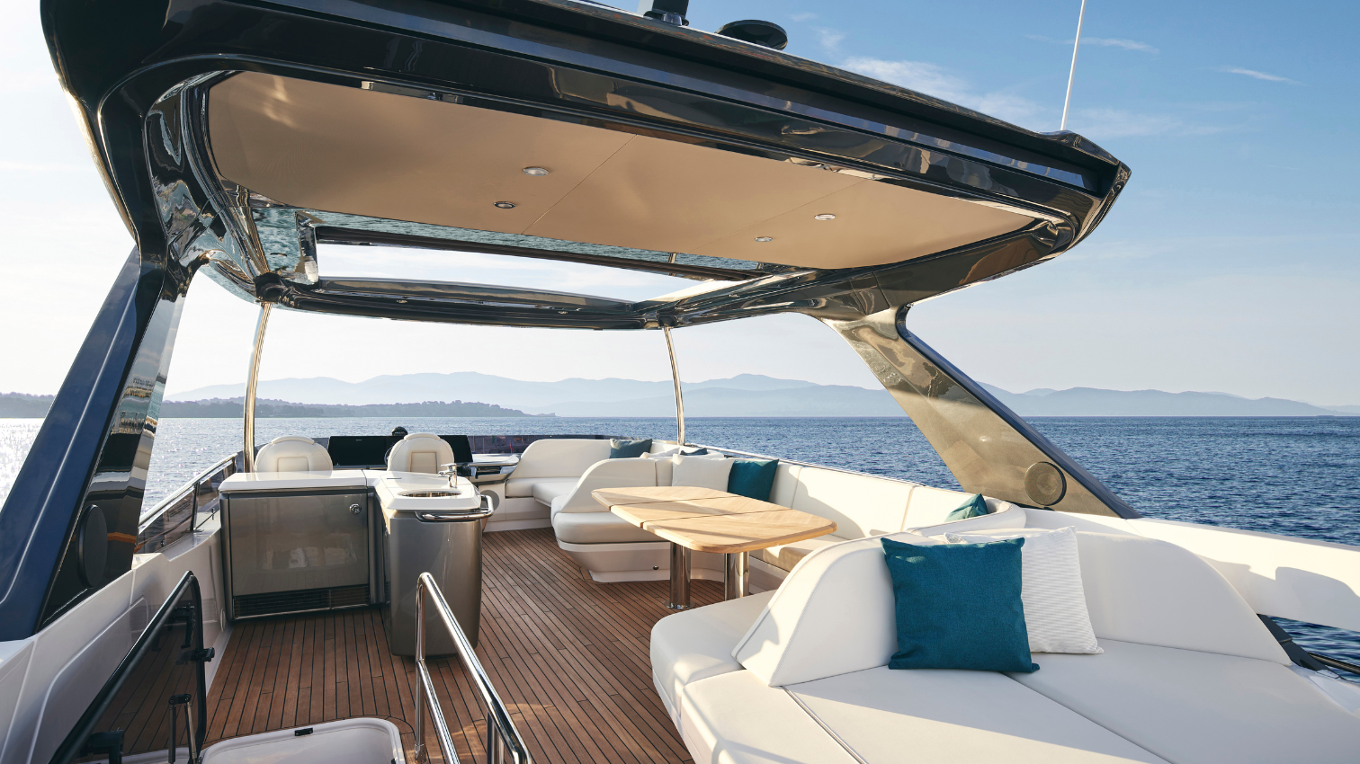 F65 Flybridge