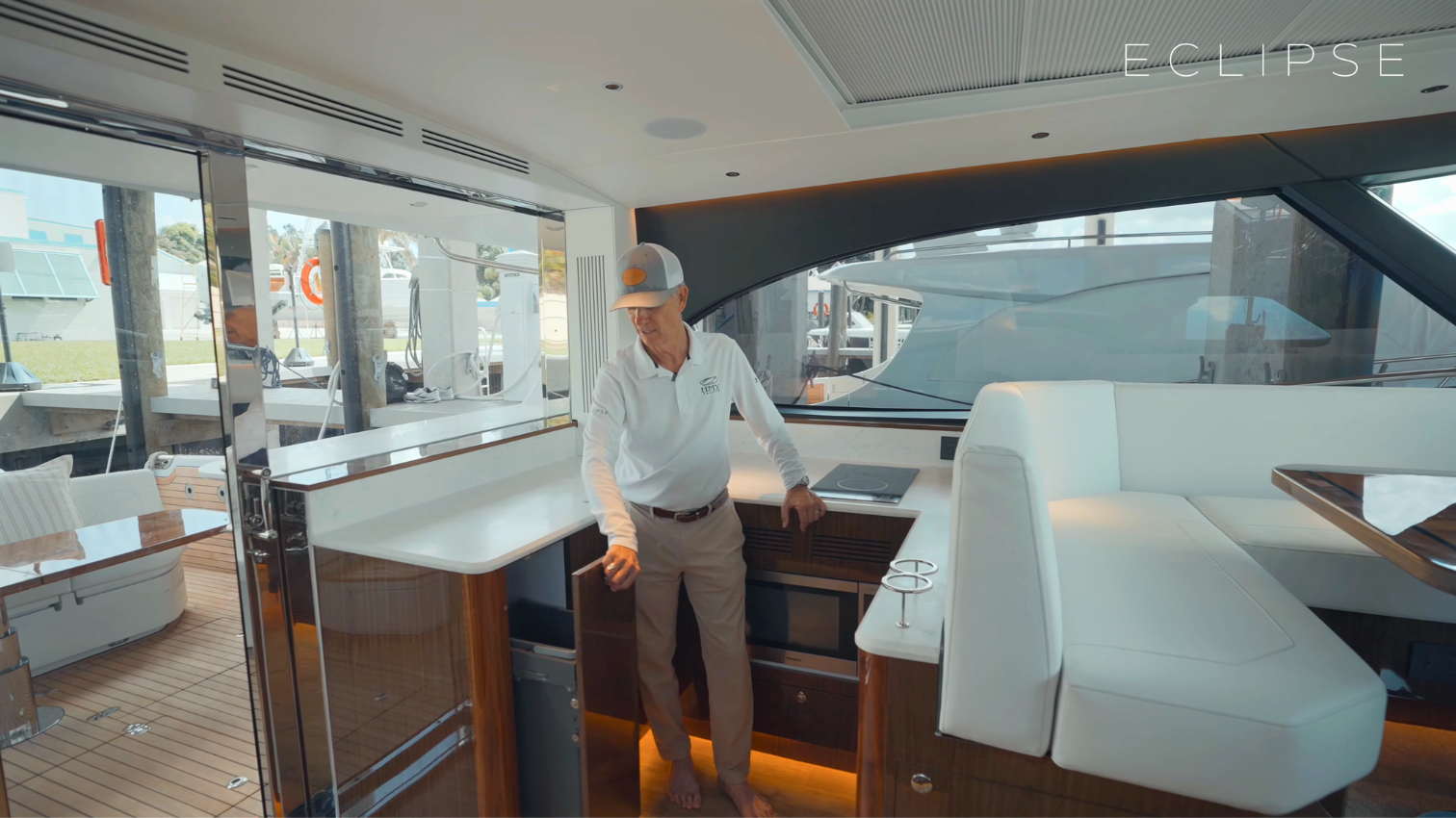 ECLIPSE 505 Galley