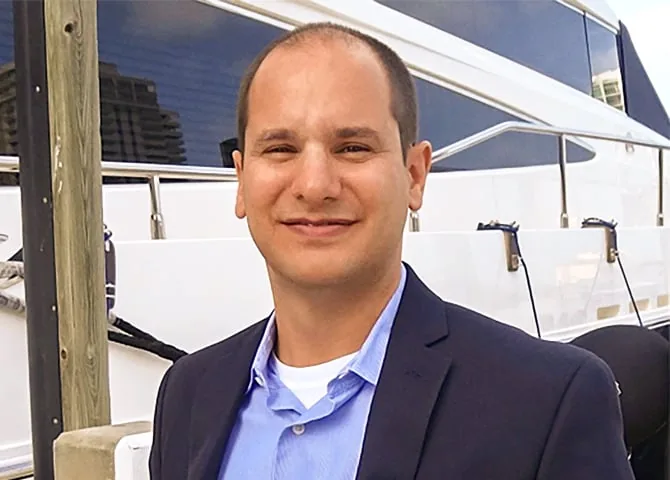 Portrait of Derek Ludovic